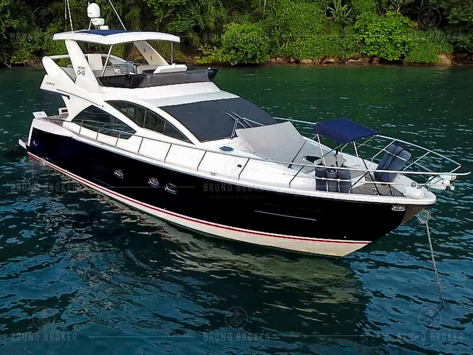 Lancha a venda Angra dos Reis Phantom 640 64 Pés 2015 em 2x Volvo Penta D13-900 diesel Pé de galinha