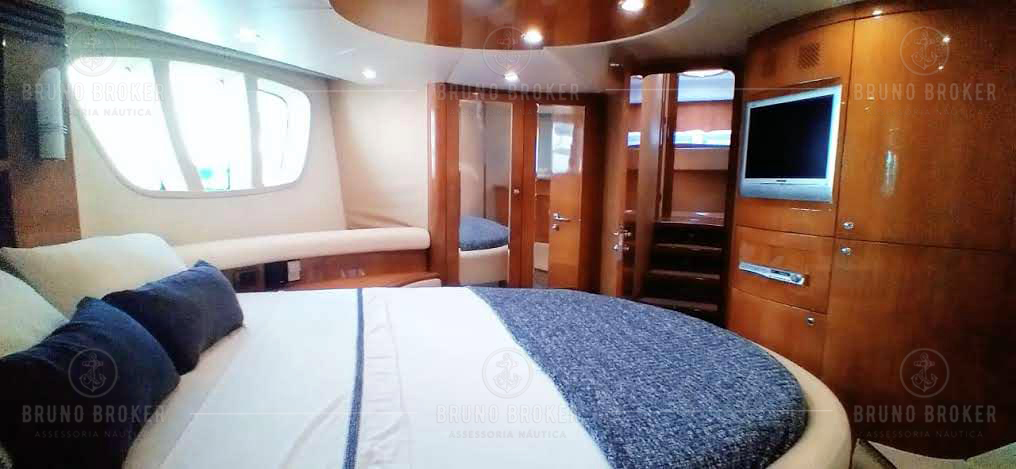 Lancha a venda Angra dos Reis Intermarine 600 Full 60 Pés 2006 em 2x Man 900 diesel Pé de galinha
