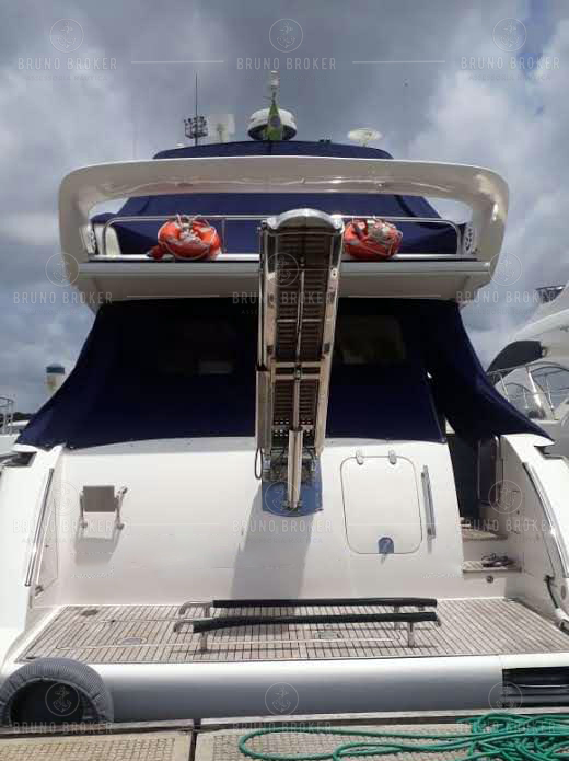 Lancha a venda Angra dos Reis Intermarine 600 Full 60 Pés 2006 em 2x Man 900 diesel Pé de galinha