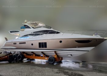 Lancha a venda Angra dos Reis Azimut 60 ano 2013 em 2x Man 800hp diesel pé de galinha