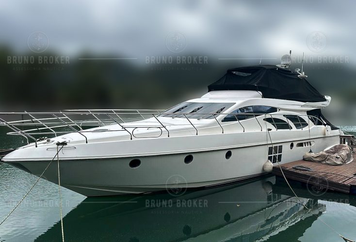 Lancha a venda Angra dos Reis Intermarine 68 68 Pés 2005 em 2x MTU 1200 diesel Pé de galinha