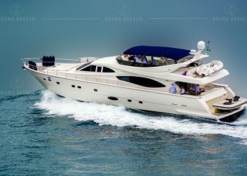 Lancha a venda Angra dos Reis Ferretti 78 78 Pés 2004 em 2x MTU 1500 diesel pé de galinha
