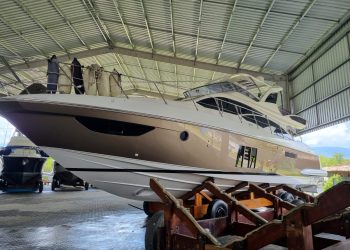 Lancha a venda Angra dos Reis Azimut 60 ano 2013 em 2x Man 800hp diesel pé de galinha