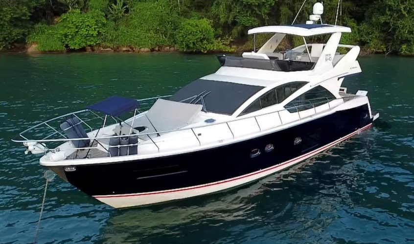 Lancha a venda Angra dos Reis Phantom 640 64 Pés 2015 em 2x Volvo Penta D13-900 diesel Pé de galinha